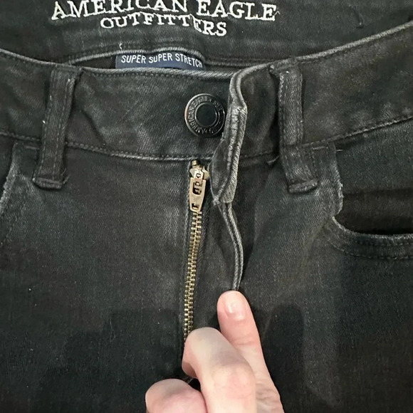 American Eagle Outfitters Super Super Stretch Black Jeggings Crop Sz 6 Long GUC - Picture 4 of 10